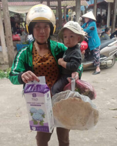 giấy rút treo tường